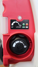 Load image into Gallery viewer, FORUM EQUIPEMENT - Pulvérisateur Électrique Pro Sprayer III 30L – Pulvérisateur Électrique Toiture Longue Portée à Batterie Rechargeable, Débit 240 L/H, Tuyau 8m - 2 Batteries