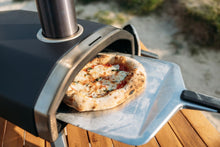 Load image into Gallery viewer, Four a pizza à bois Fyra 12 - Four a pizza bois d'extérieur - Four pizza portatif - Four à pizza à pellets - Four