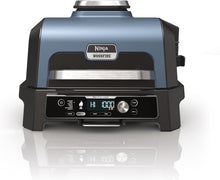 Load image into Gallery viewer, Ninja Woodfire Barbecue électrique et fumoir Pro XL avec thermomètre, barbecue et Air fryer d'extérieur 4-en-1 avec système Smart Cook et granulés Woodfire, portatif, gris/noir, OG850EU