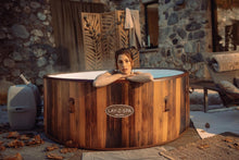 Load image into Gallery viewer, Spa gonflable rond BESTWAY Lay-Z-Spa® Miami Airjet™ 2 - 4 personnes