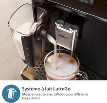 Load image into Gallery viewer, Philips Série 2200 Machine Expresso Automatique - 2 Boissons, Mousseur à Lait Classique, Écran Tactile, Broyeur Céramique, Aroma Seal, Noir Mat (EP2220/10)
