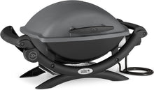 Load image into Gallery viewer, Weber Q1400 Barbecue électrique, surface de cuisson 43 x 32 cm, nomade, grille en fonte émaillée divisée en 2 parties, couvercle et cuve en fonte d'aluminium - Gris foncé (52020053)