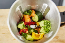Load image into Gallery viewer, Senya SYCP-HB008R Cook &amp; Ice V3 Red Stainless Steel Heated Blender, Soup Blender/Milled Soup, Steaming, Crushed Ice Smoothies, 1, 5L, 1400W, SYCP-HB008R
