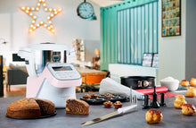Load image into Gallery viewer, Moulinex i-Companion XL Edition Pâtisserie, 1550 W, Recettes illimitées, Température entre 30° et 150°, Capacité utile 3 L (10 pers), 12 accessoires dont 6 de pâtisserie, Fabriqué en France HF90E700