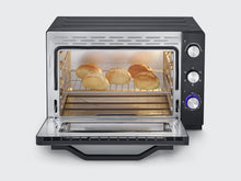Load image into Gallery viewer, SEVERIN Mini-Four à chaleur tournante 42 L avec pierre à pizza et tournebroche, Four posable 1 800 W design élégant, électrique avec minuteur 120 min, Noir/Inox, TO 2058