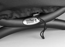 Load image into Gallery viewer, Weber Q1400 Barbecue électrique, surface de cuisson 43 x 32 cm, nomade, grille en fonte émaillée divisée en 2 parties, couvercle et cuve en fonte d'aluminium - Gris foncé (52020053)