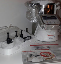 Load image into Gallery viewer, Moulinex i-Companion XL Edition Pâtisserie, 1550 W, Recettes illimitées, Température entre 30° et 150°, Capacité utile 3 L (10 pers), 12 accessoires dont 6 de pâtisserie, Fabriqué en France HF90E700
