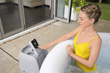 Load image into Gallery viewer, Spa gonflable rond BESTWAY Lay-Z-Spa® Miami Airjet™ 2 - 4 personnes